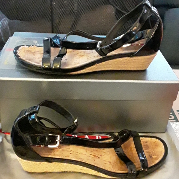 Authentic Prada wedge sandals - Picture 6 of 6